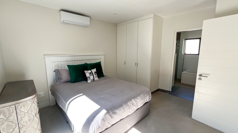 4 Bedroom Property for Sale in Newlands Western Cape